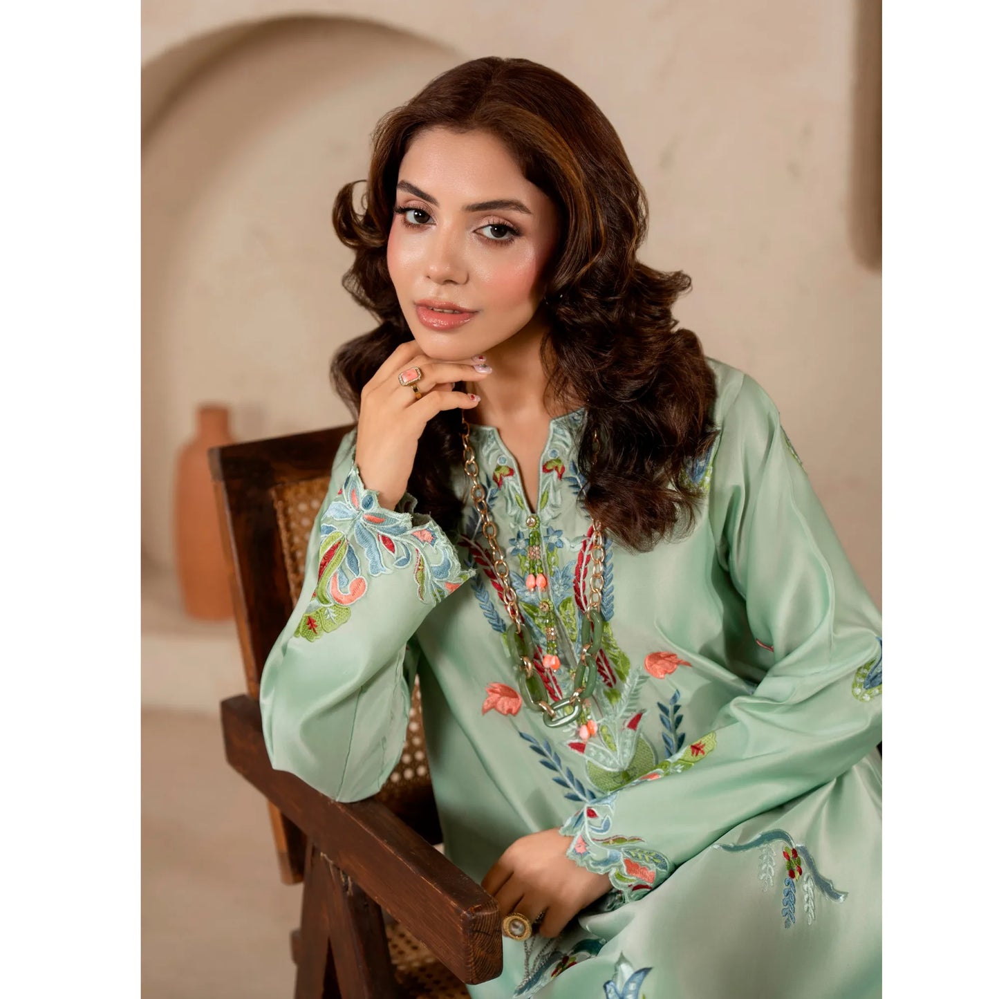RA-40 Embroidered kaftan 2 Pc - Raniya.h