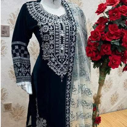 UA-323 Luxury Velvet Collection 3 Pc | Umnaa