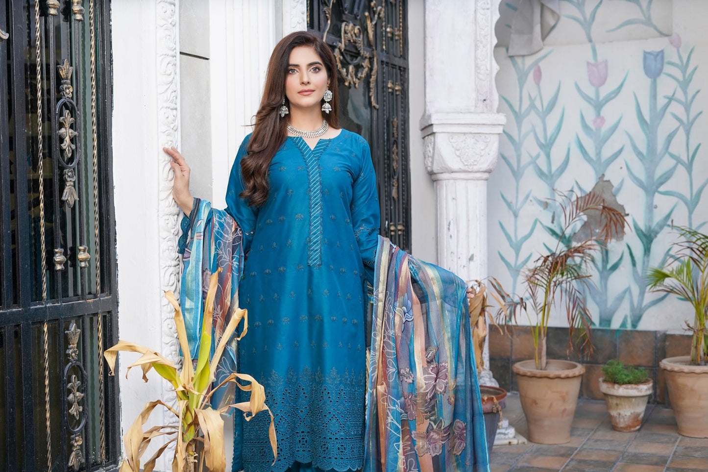 Blue | Chikankari Schifflil Lawn | 3 Pc | MUNIRA