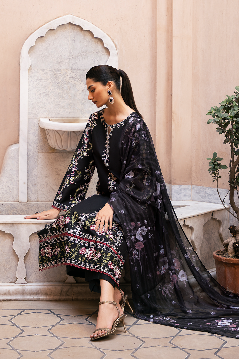 (Black) "MIZAJ" Embroidered Lawn 3Pc Collection-Esra Fashion