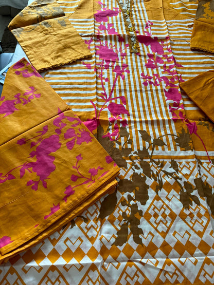 Tangerine 3 Pc Ready to wear Printed Lawn Dress - Saphron