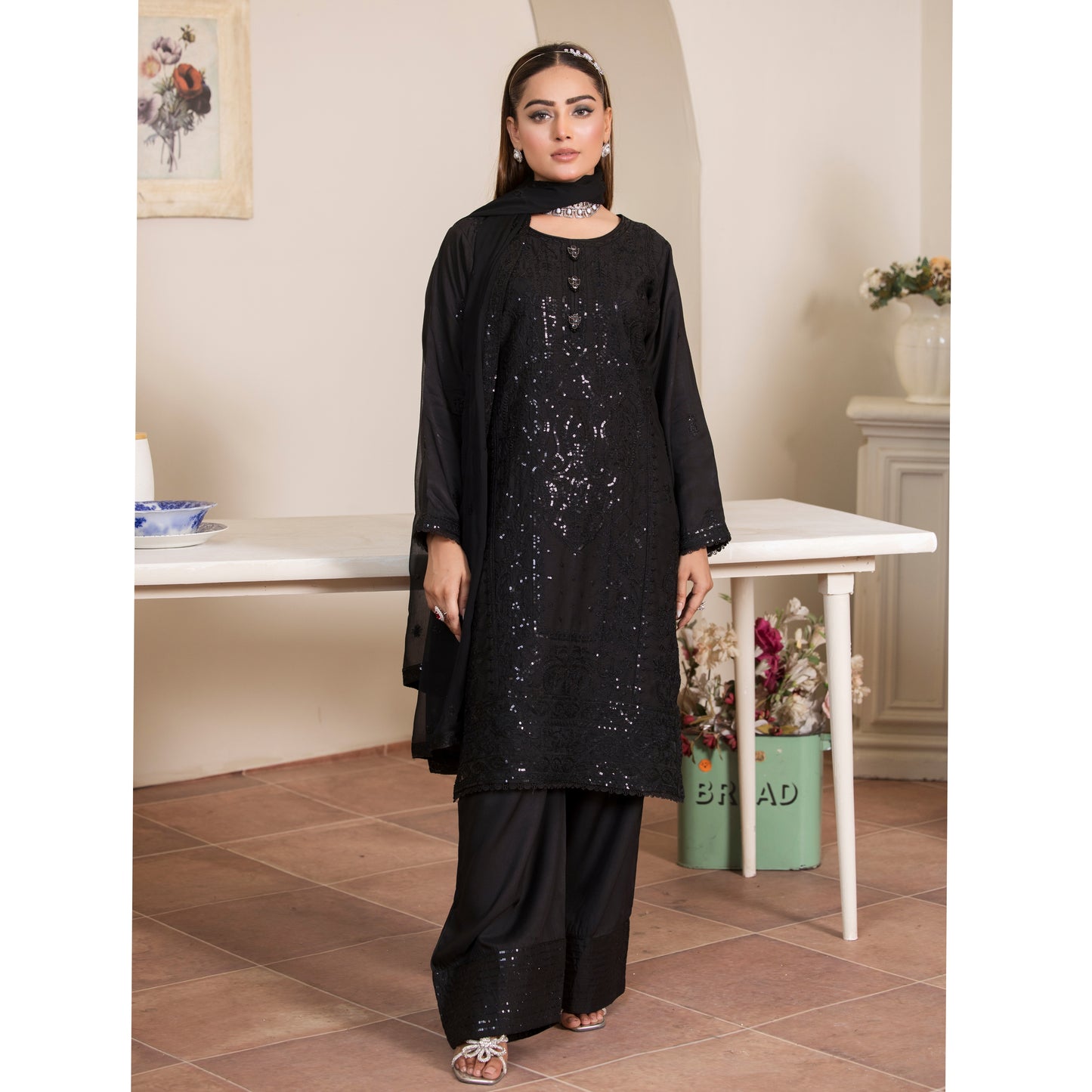 UA-91 Luxury Embroidered Farshi Shalwar Ready to Wear Collection | Umnaa