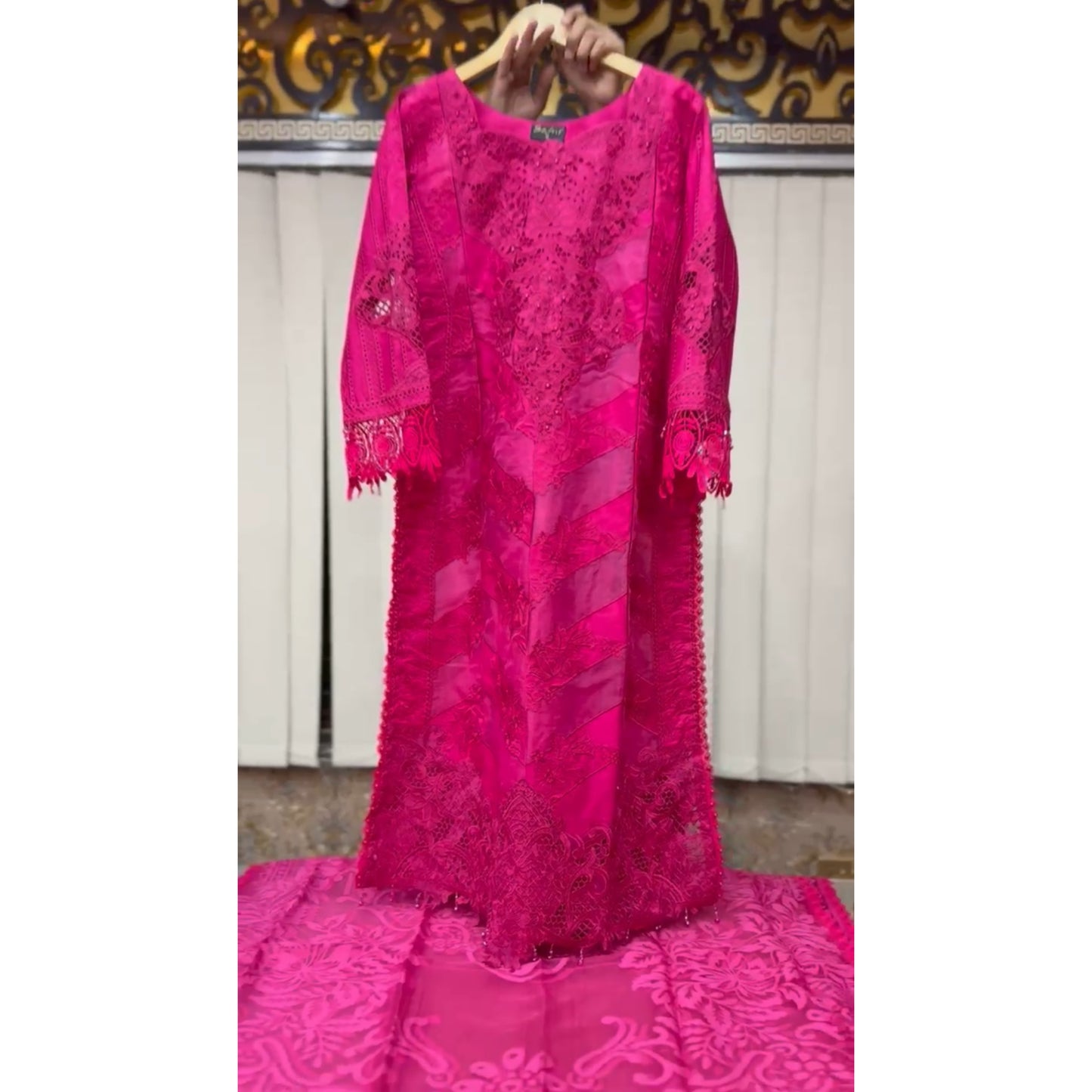 UA-92 Embroidered Lawn 3 Pc Ready to wear Collection | Umnaa