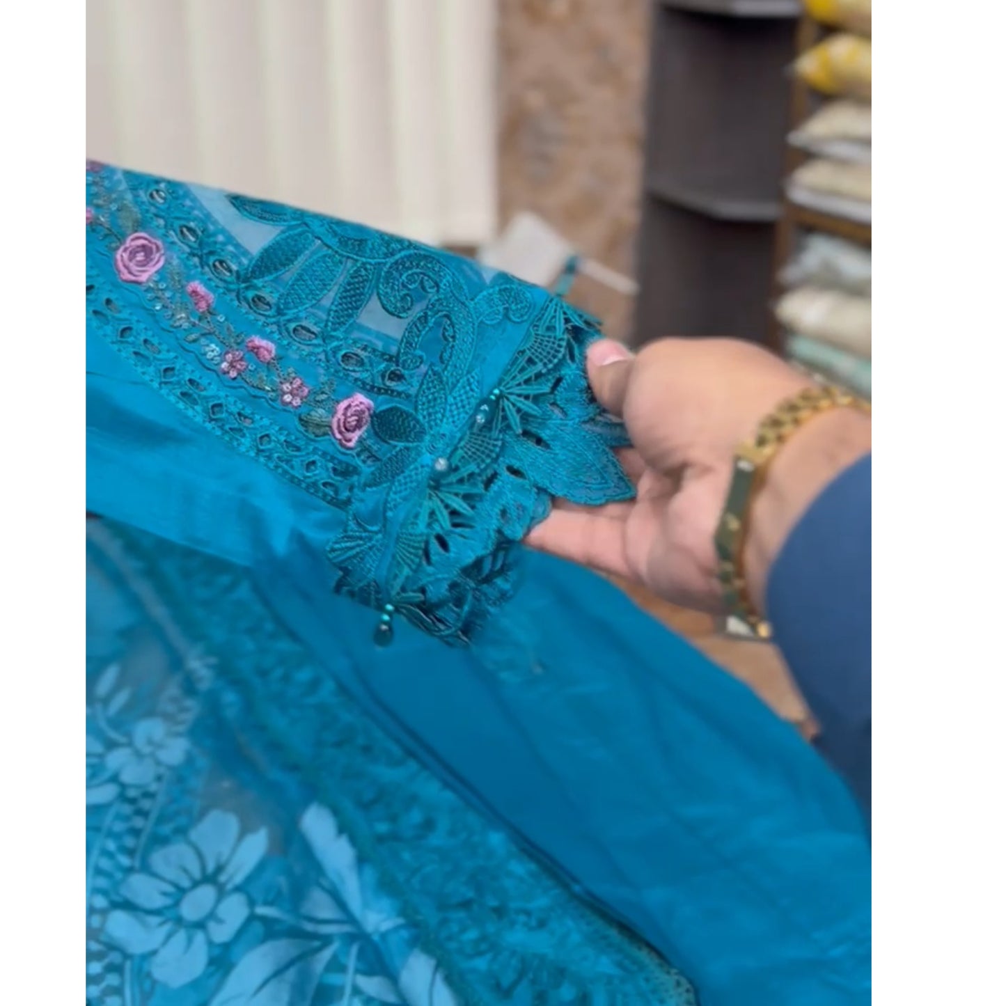 UA-92 Embroidered Lawn 3 Pc Ready to wear Collection | Umnaa