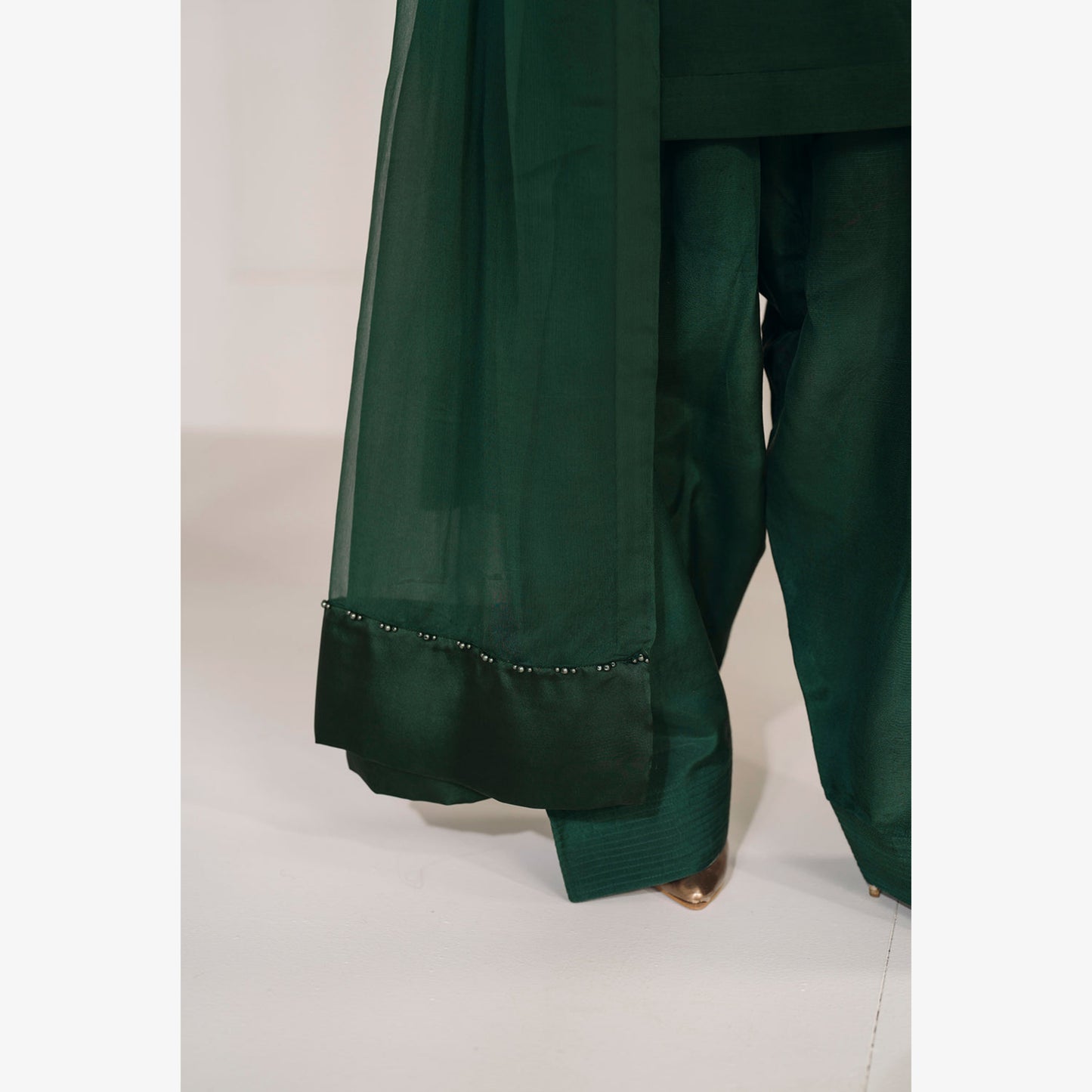 UA-103 Trendy Chiffon Farshi Shalwar Collection by Umnaa
