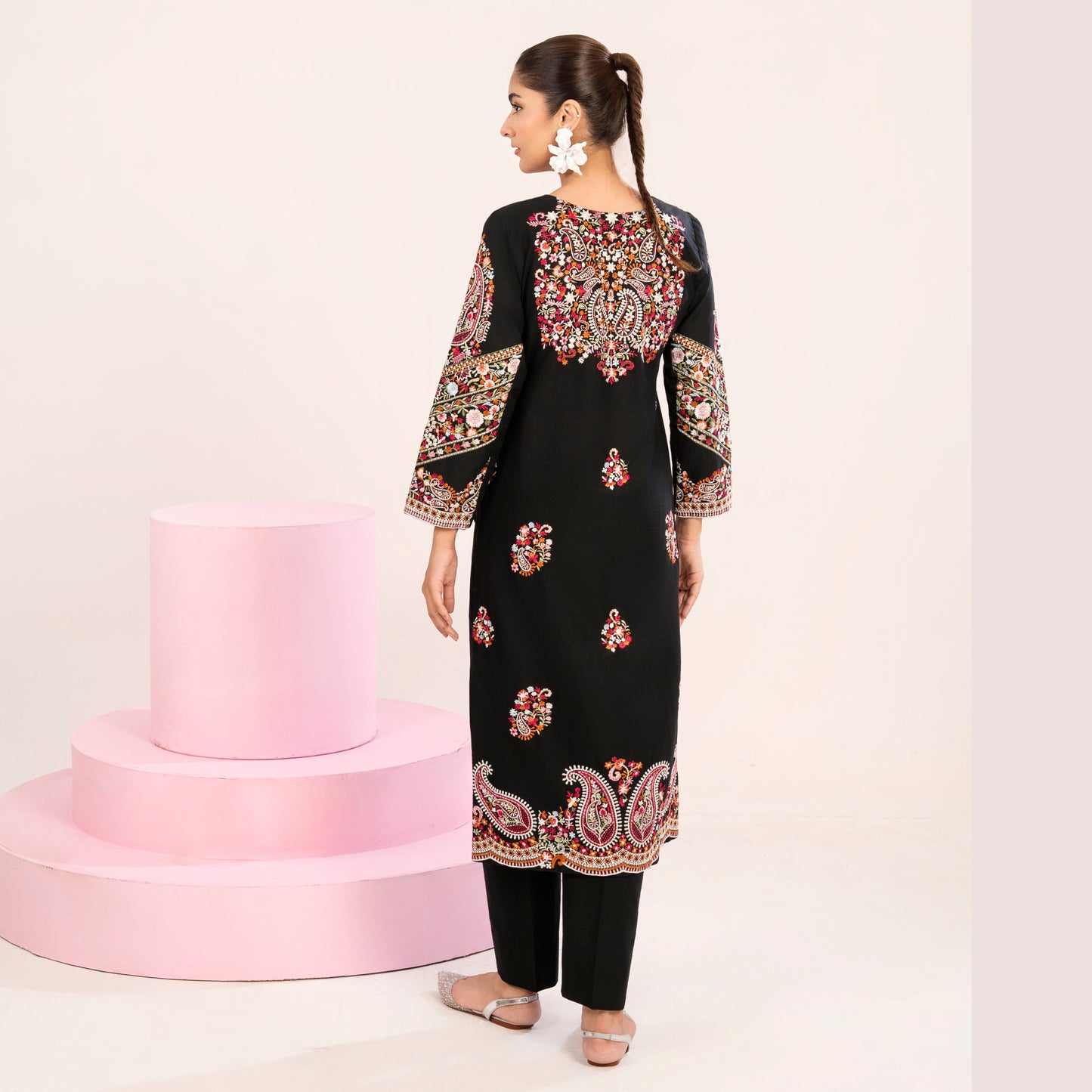 UA-118 Embroidered khaddar Co-Ords set 2 Pc Collection  | Ready to Wear | Umnaa