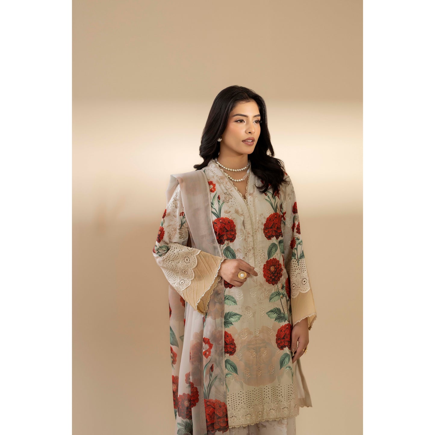 UTT-15 AMALTAS VOL 2 Printed Embroidered Slub Khaddar Collection by Traditional Thread
