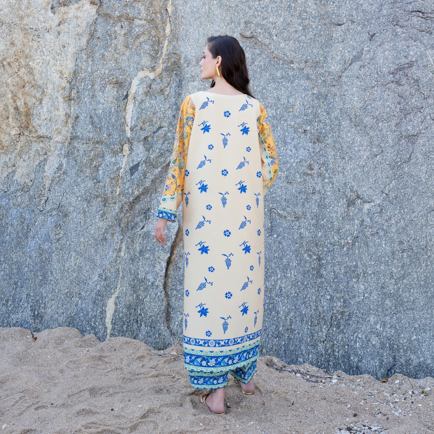 UA-183 Premium Silk Grip 2-Piece Pret – Kaftan Style Printed Co-Ords Set