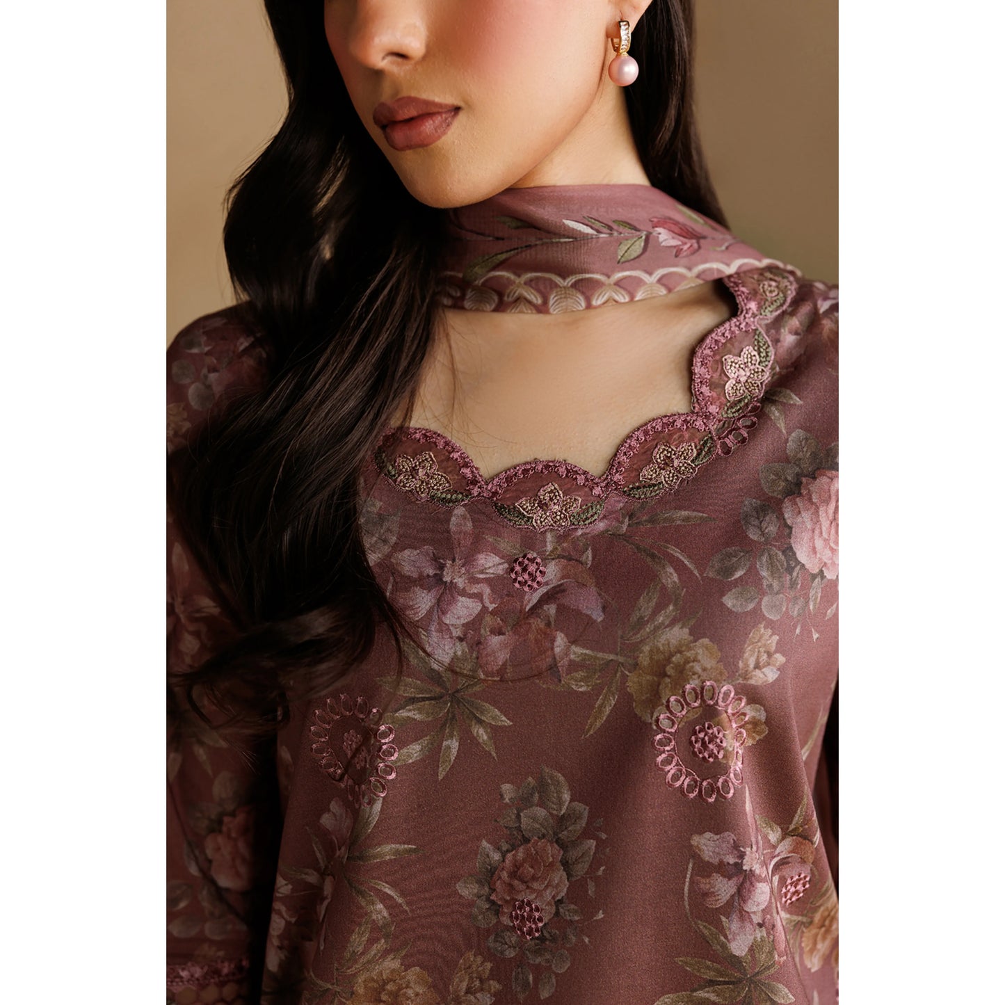 UE-01 Daastan Edit 2 Embroidered Printed Lawn Collection by Esra Fashion