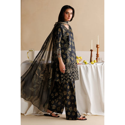 UE-01 Daastan Edit 2 Embroidered Printed Lawn Collection by Esra Fashion
