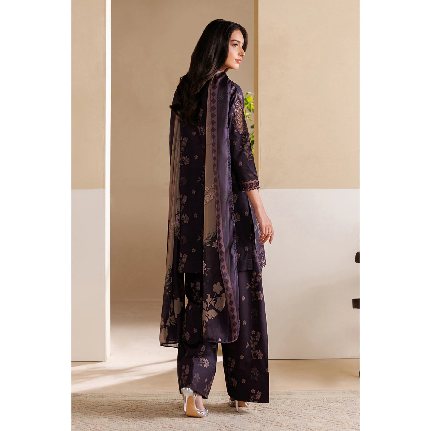 UE-01 Daastan Edit 2 Embroidered Printed Lawn Collection by Esra Fashion