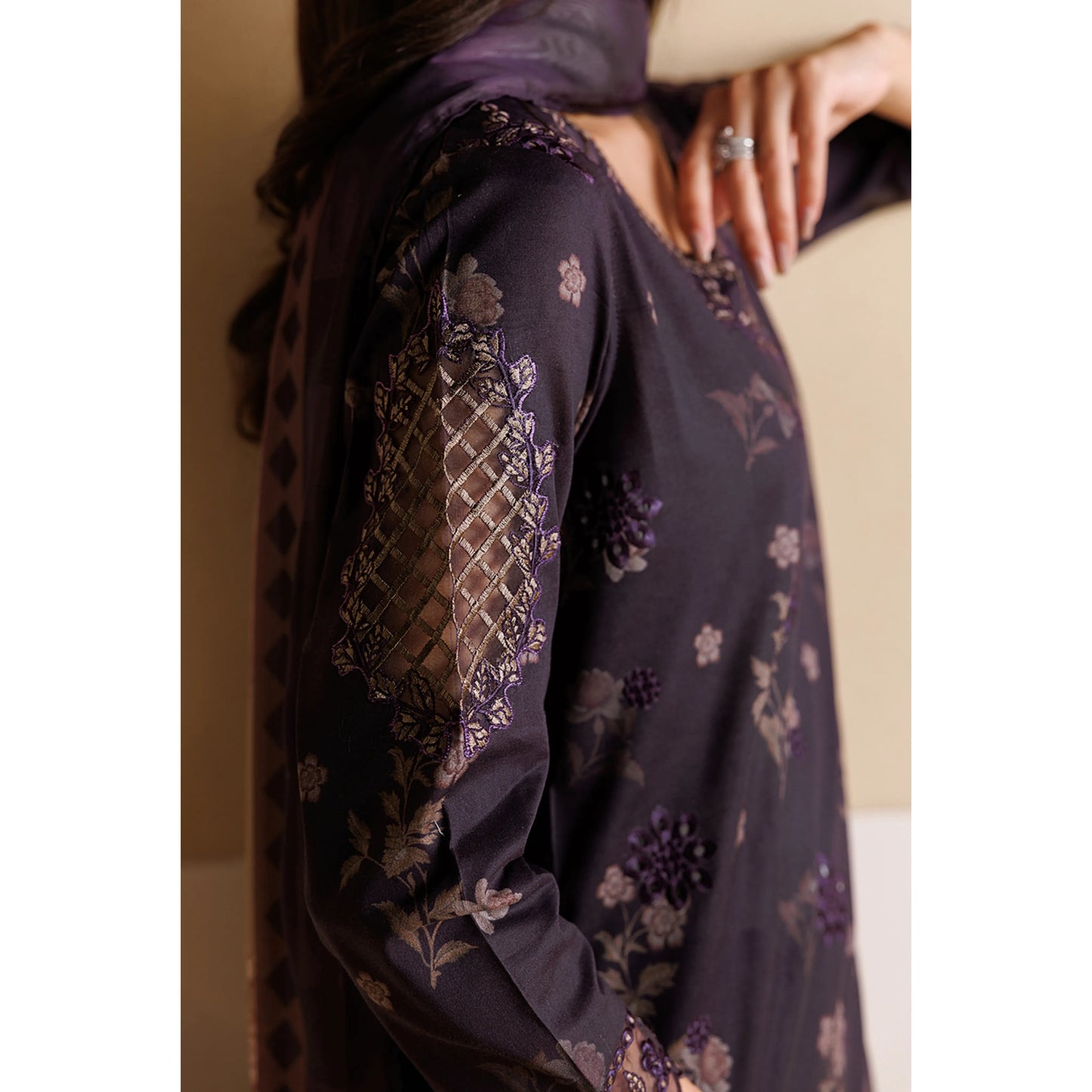UE-01 Daastan Edit 2 Embroidered Printed Lawn Collection by Esra Fashion