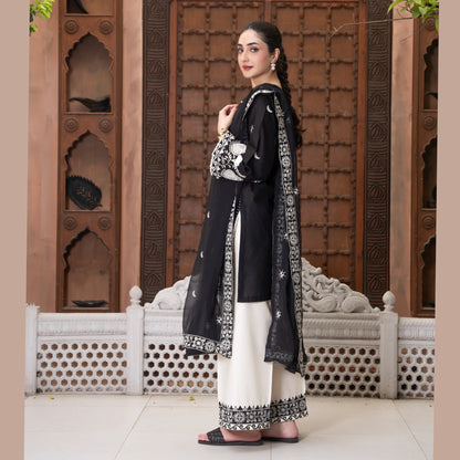 UA-218 Embroidered Cotton Collection by Umnaa | Ready to Wear Pakistani Asian clothes