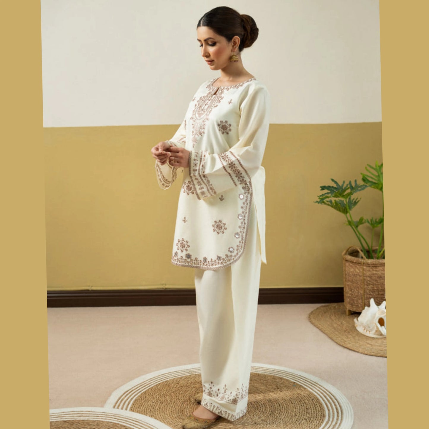 UA-260 Embroidered Cambric Cotton 2 Pc Co-Ord Set with Farshi Shalwar by Umnaa