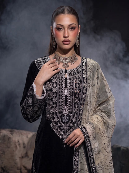 UA-323 Luxury Velvet Collection 3 Pc | Umnaa