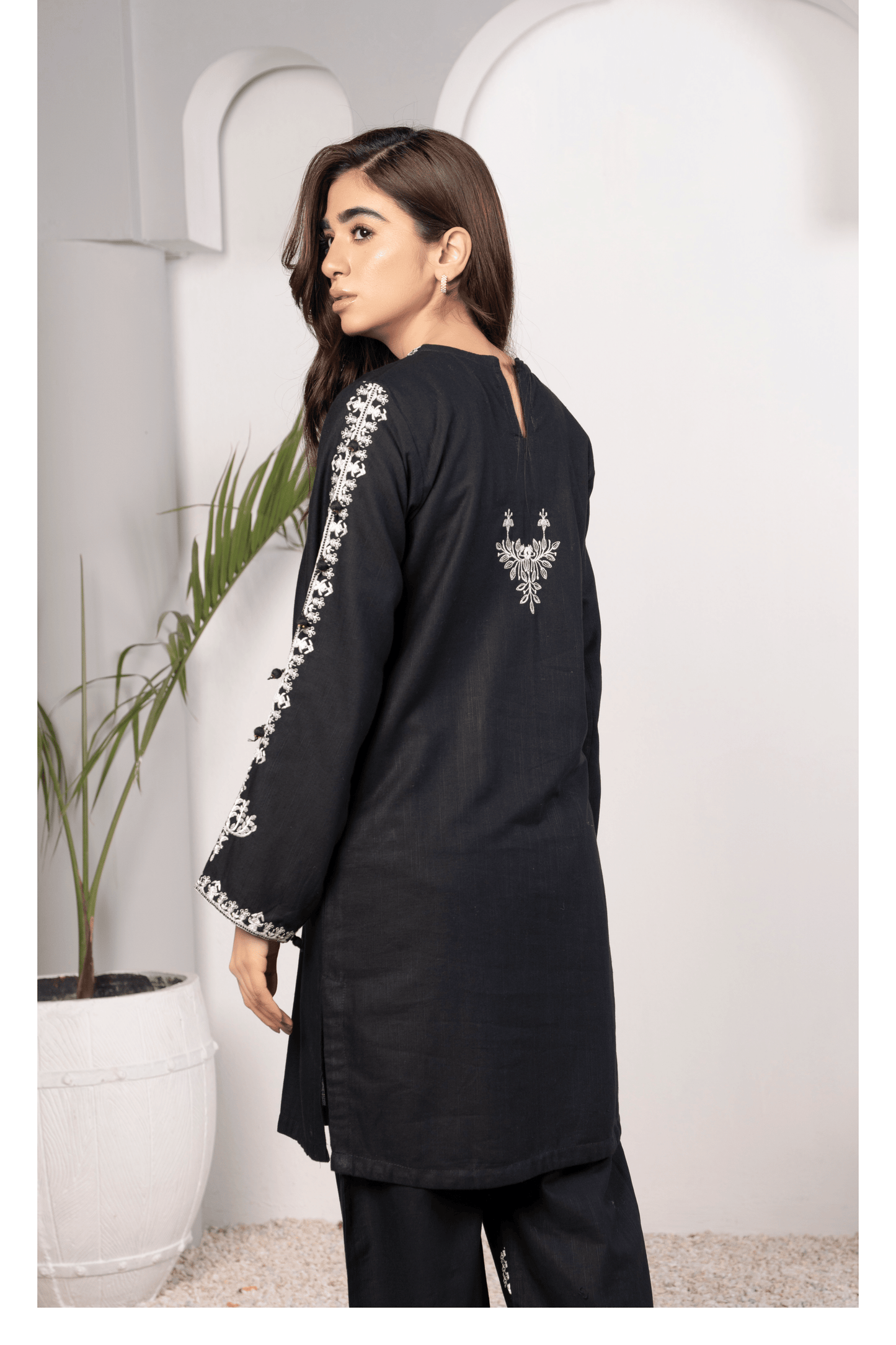 2-Piece Stitched Slub khaddar Outfit By RANIYA.H