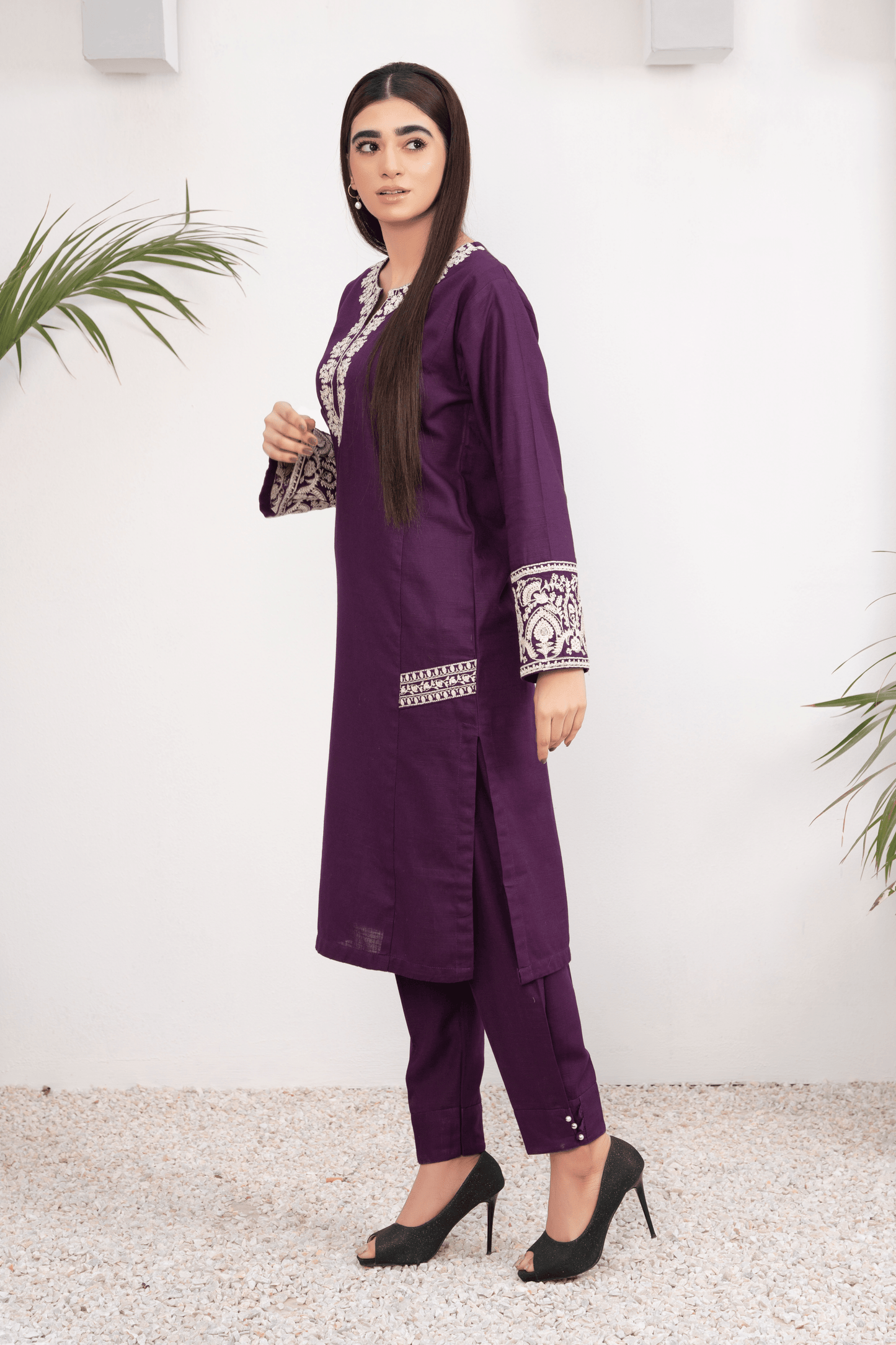 2-Piece Stitched Slub khaddar Outfit By RANIYA.H