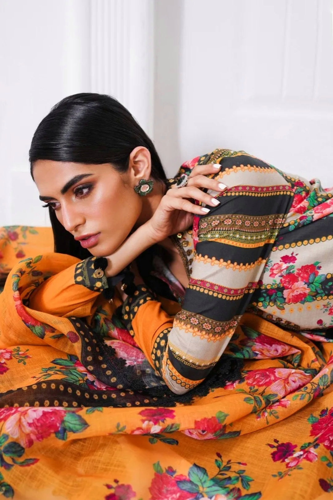 Mahay by Sana Safinaz Stitched 3 Piece Summer Lawn Collection 2023