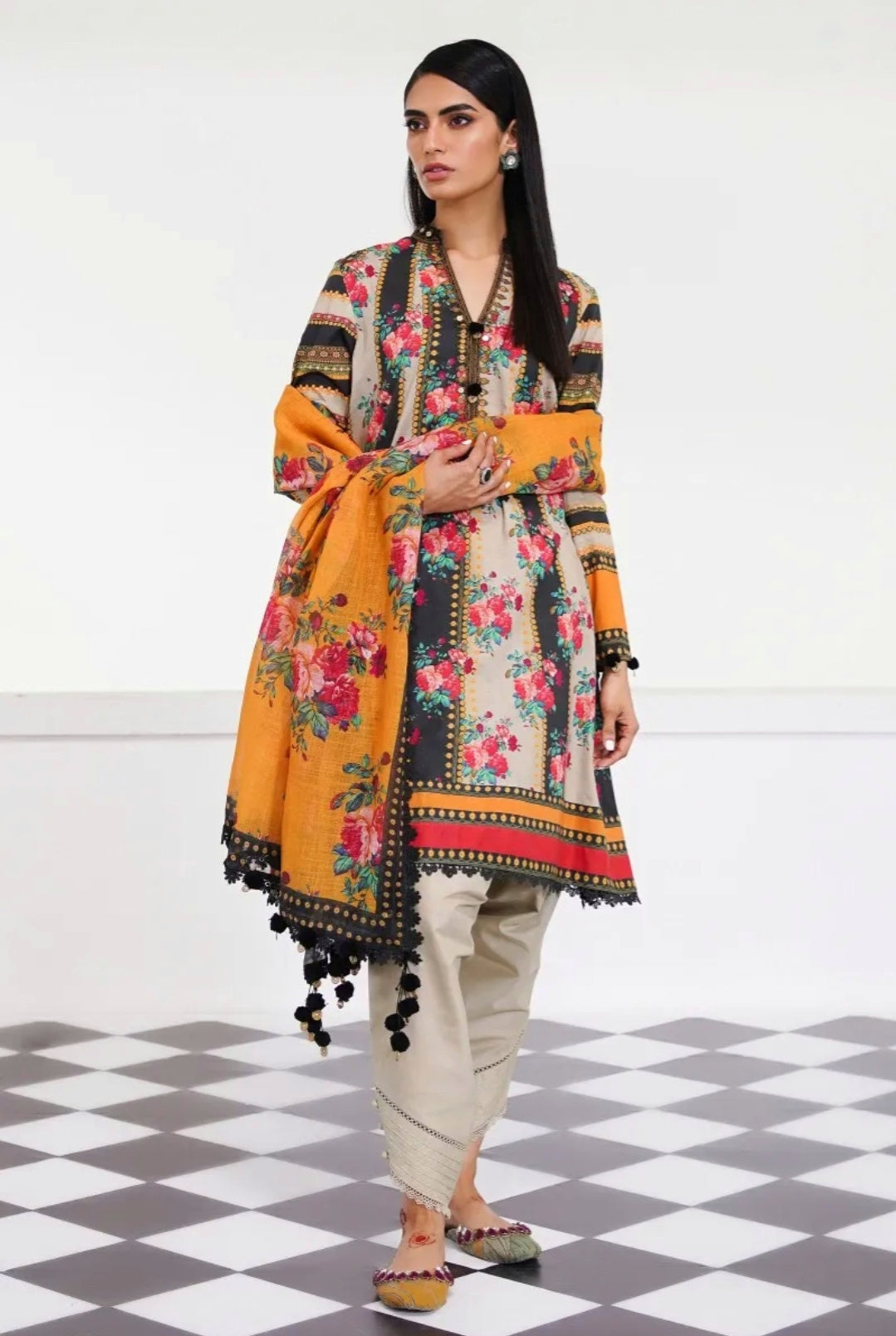 Mahay by Sana Safinaz Stitched 3 Piece Summer Lawn Collection 2023
