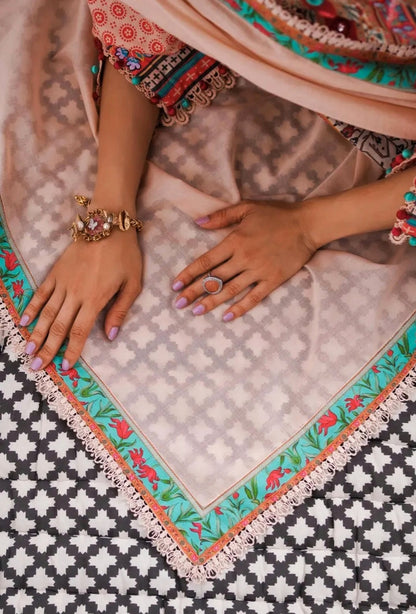 Mahay by Sana Safinaz Stitched 3 Piece Summer Lawn Collection 2023