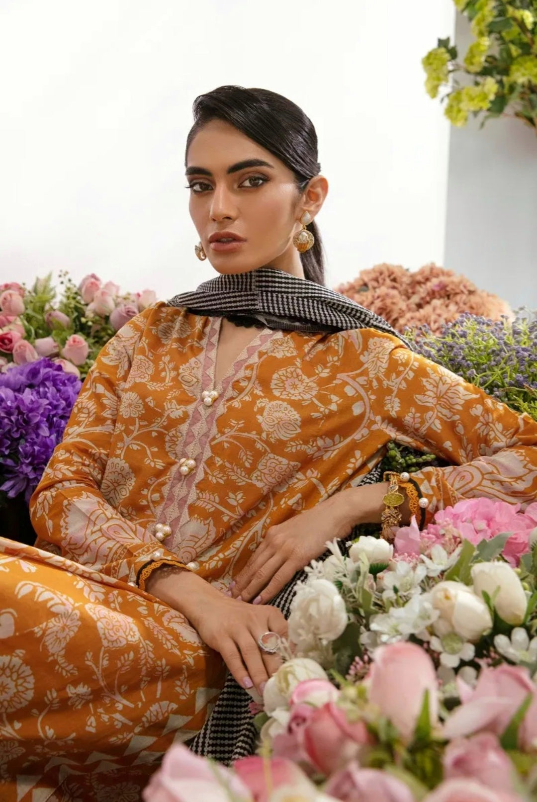 Mahay by Sana Safinaz Stitched 2 Piece Summer Lawn Collection 2023
