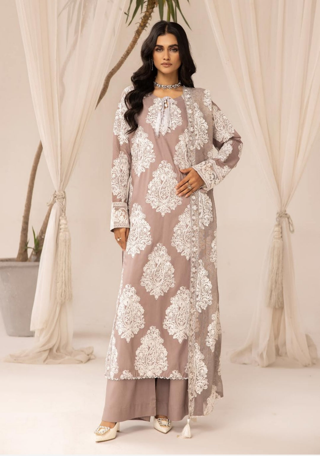 Mother & Daughter 3 PIECE EMBROIDERED LINEN COLLECTION BY SIMRANS