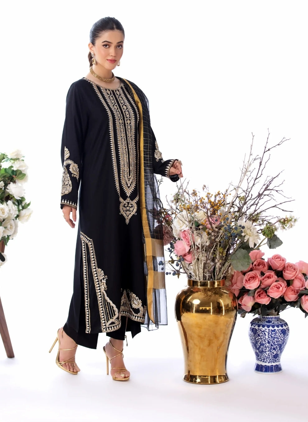 (Black S.N) 3 Pc Embroidered Cambric Cotton Suit-Heera's