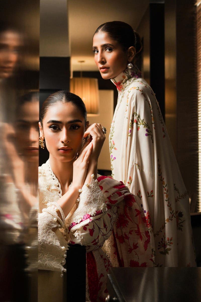 Muzlin By Sana Safinaz Stitched 3 Piece-Winter Collection