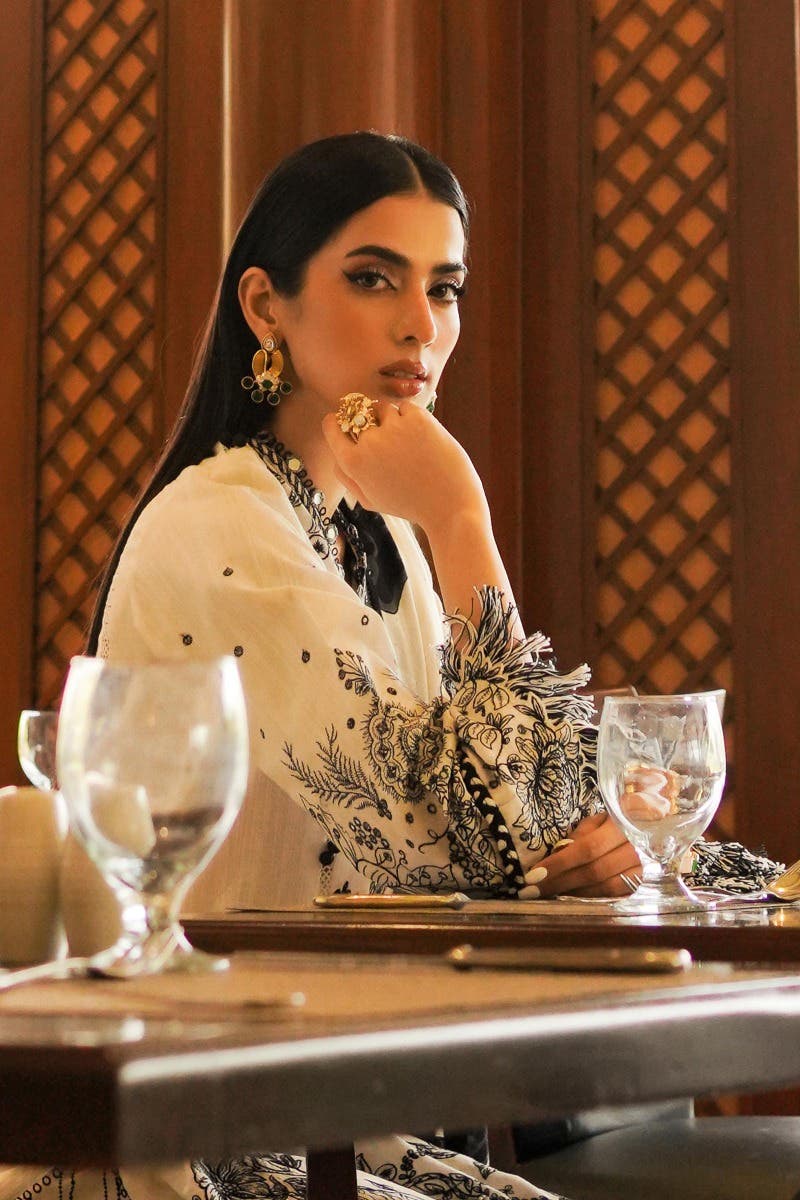 Muzlin By Sana Safinaz Stitched 3 Piece-Winter Collection