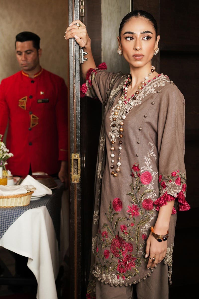 Muzlin By Sana Safinaz Stitched 3 Piece-Winter Collection