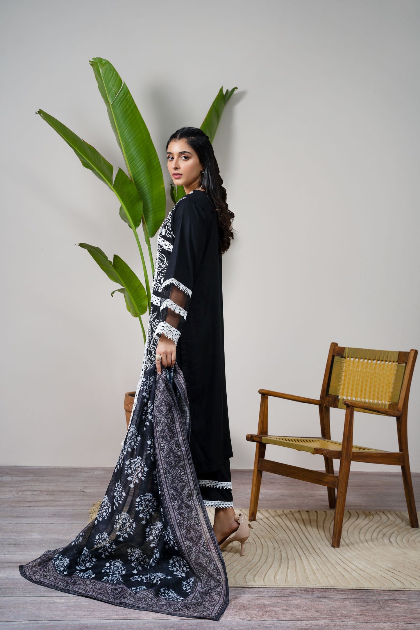 Black Embroidered 3 Piece | Linen Dress |Raniya.H