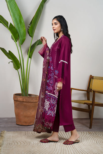 Magenta Embroidered 3 Piece | Dress | Raniya.H